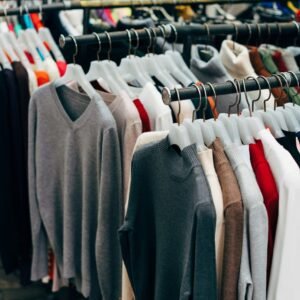 ملابس,بنطلون,قميص,فستان,تيشيرت,جزمة,نوم,شال